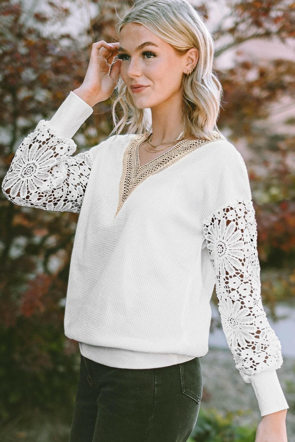 V-Neck Crochet Long Sleeve BlouseUpgrade Your Wardrobe with Our V-Neck Crochet Long Sleeve Blouse
 Step up your fashion game with our elegant V-Neck Crochet Long Sleeve Blouse. Made from 100% polyesLove Salve -Neck Crochet Long Sleeve BlouseBlouses