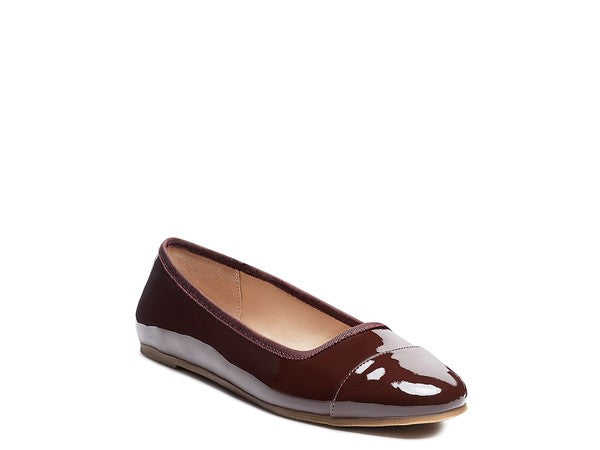 Camella round toe flat shoes