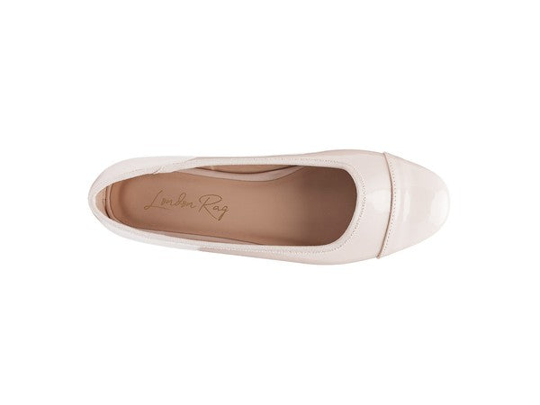 Camella round toe flat shoes