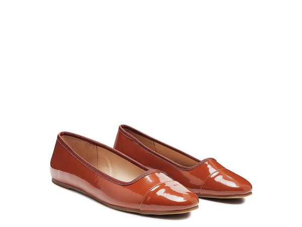 Camella round toe flat shoes