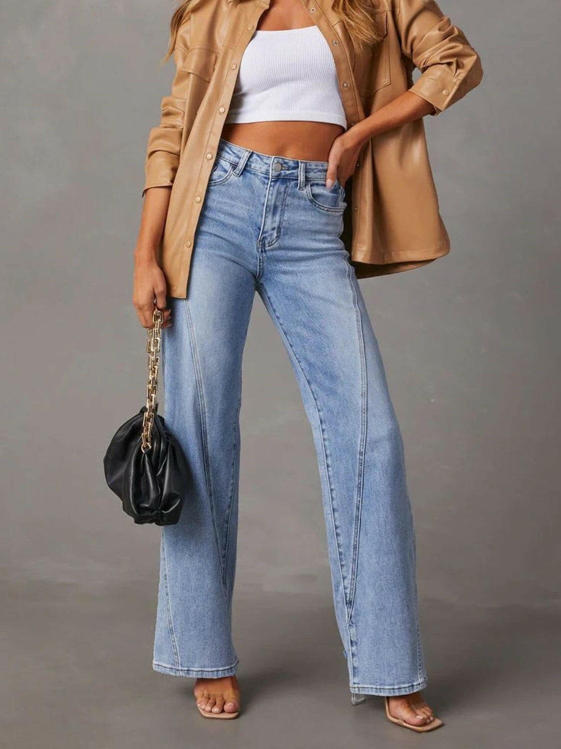 High Waist Straight Jeans with Pockets.