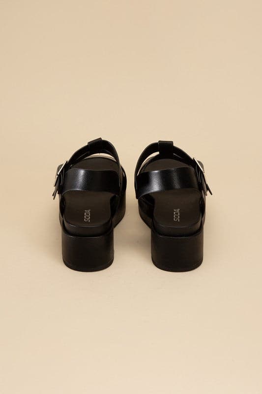 DREFTER-S Chunky Sandals.