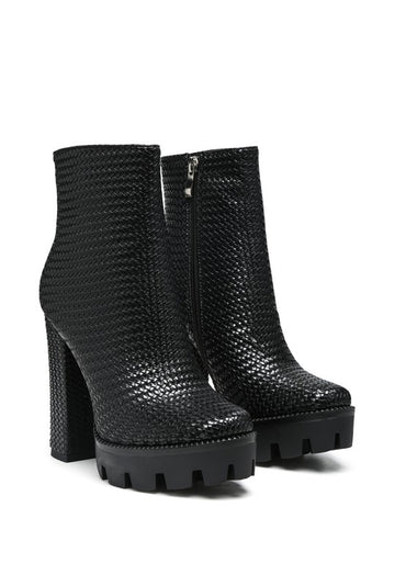 Chic textured block heeled ankle boots for autumn adventures