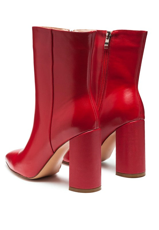 Chic pointed toe block-heeled ankle boots with zipper detail