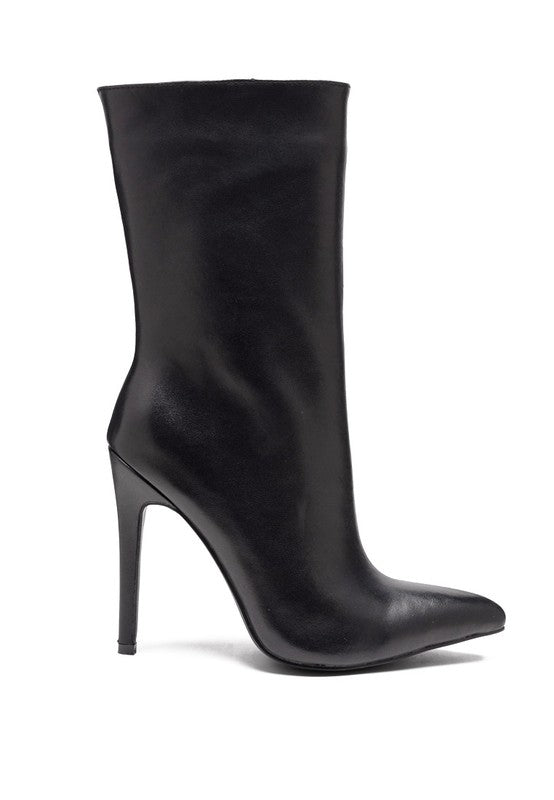 Elegant pointed toe stiletto boot with ankle coverage