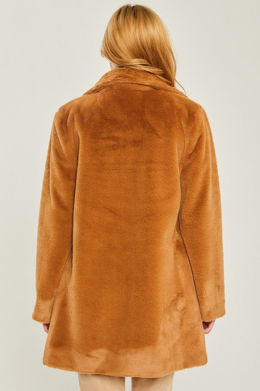 Cozy teddy collar coat in solid fabric