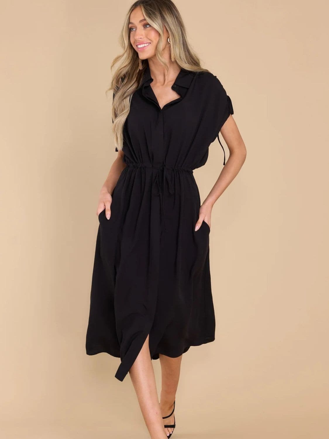 Drawstring Collared Neck Short Sleeve Midi Dress.