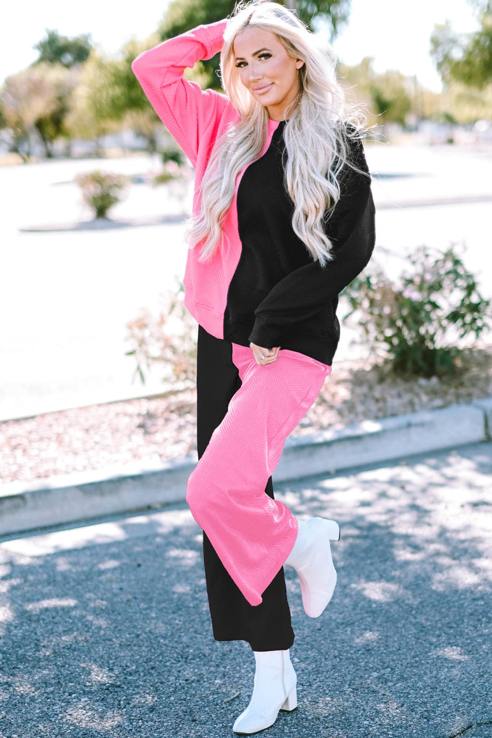 Color Block Round Neck Sweatshirt and Pants Set.