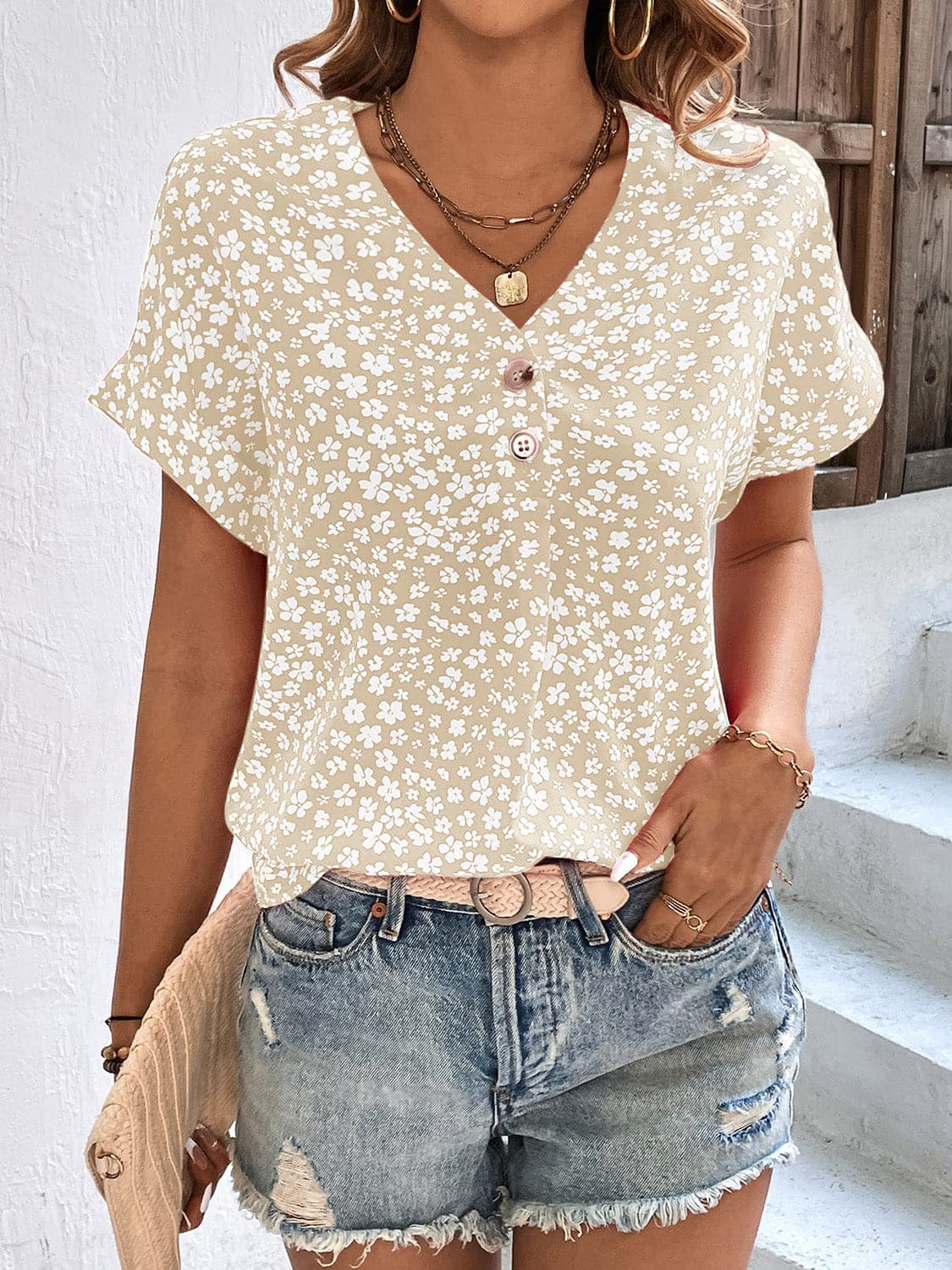 Printed V-Neck Short Sleeve Blouse.