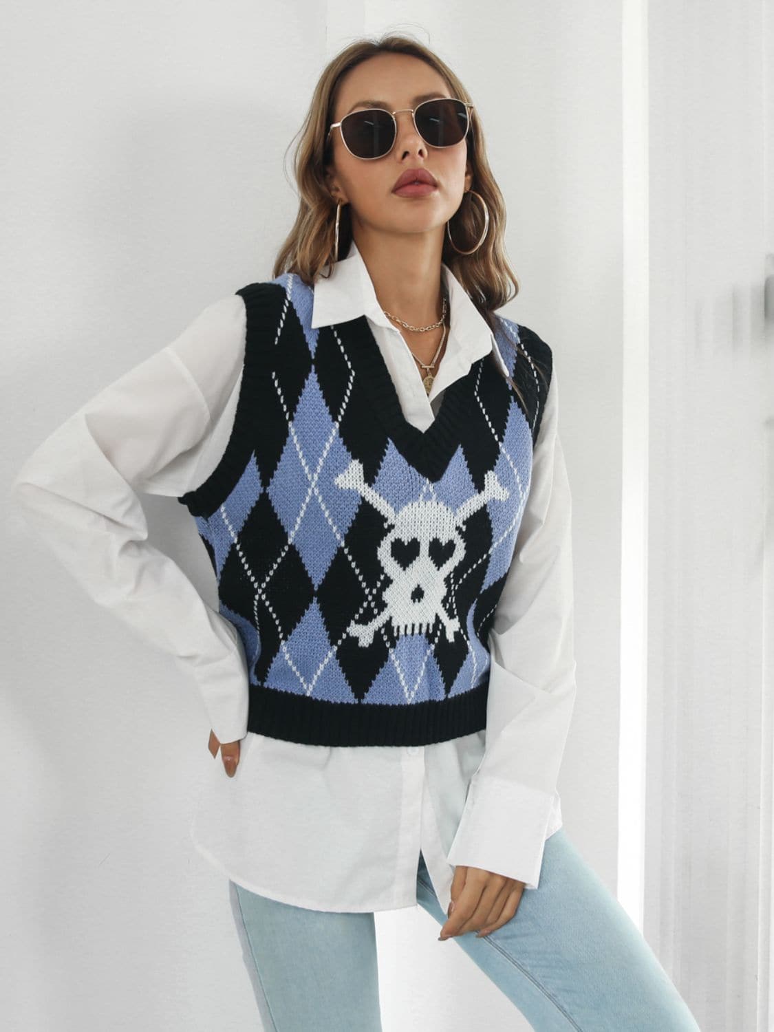 Geometric skull v-neck sweater vest