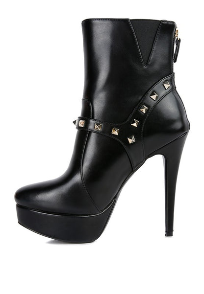 Chic faux leather pointed toe ankle boots with side zipper