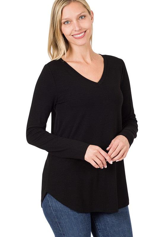 Classic long sleeve v-neck top with round hem