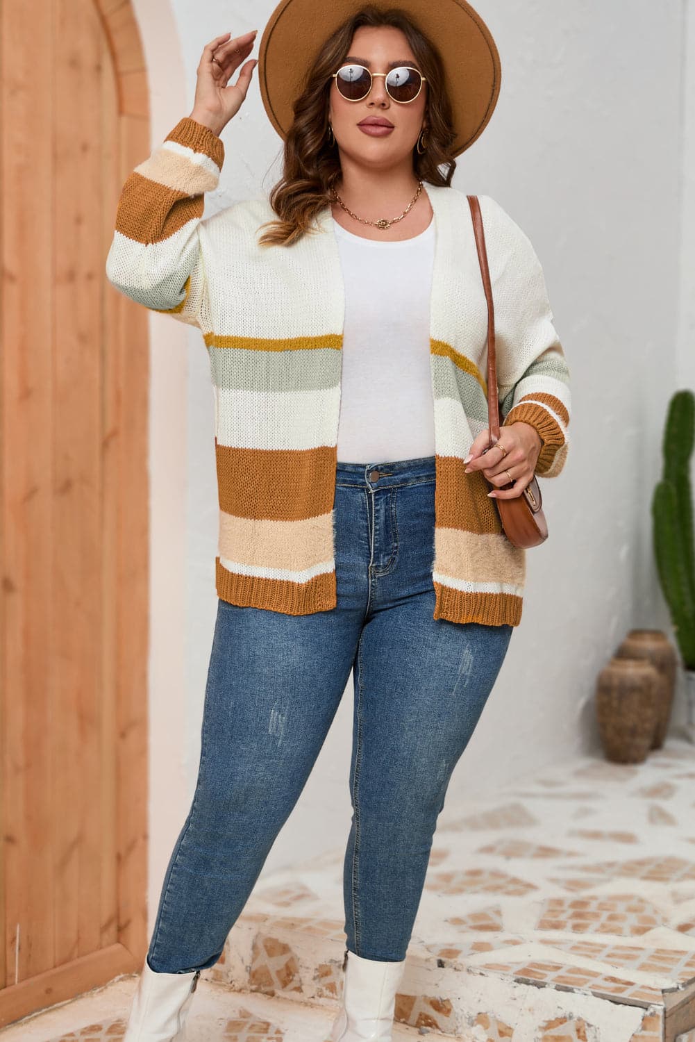 Plus Size Color Block Long Sleeve Cardigan.