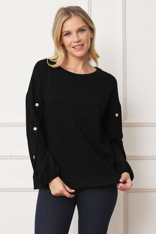 Relaxed fit top with buttons