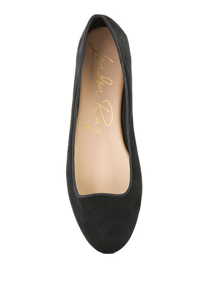 Eyeore pointed-toe ballet flats