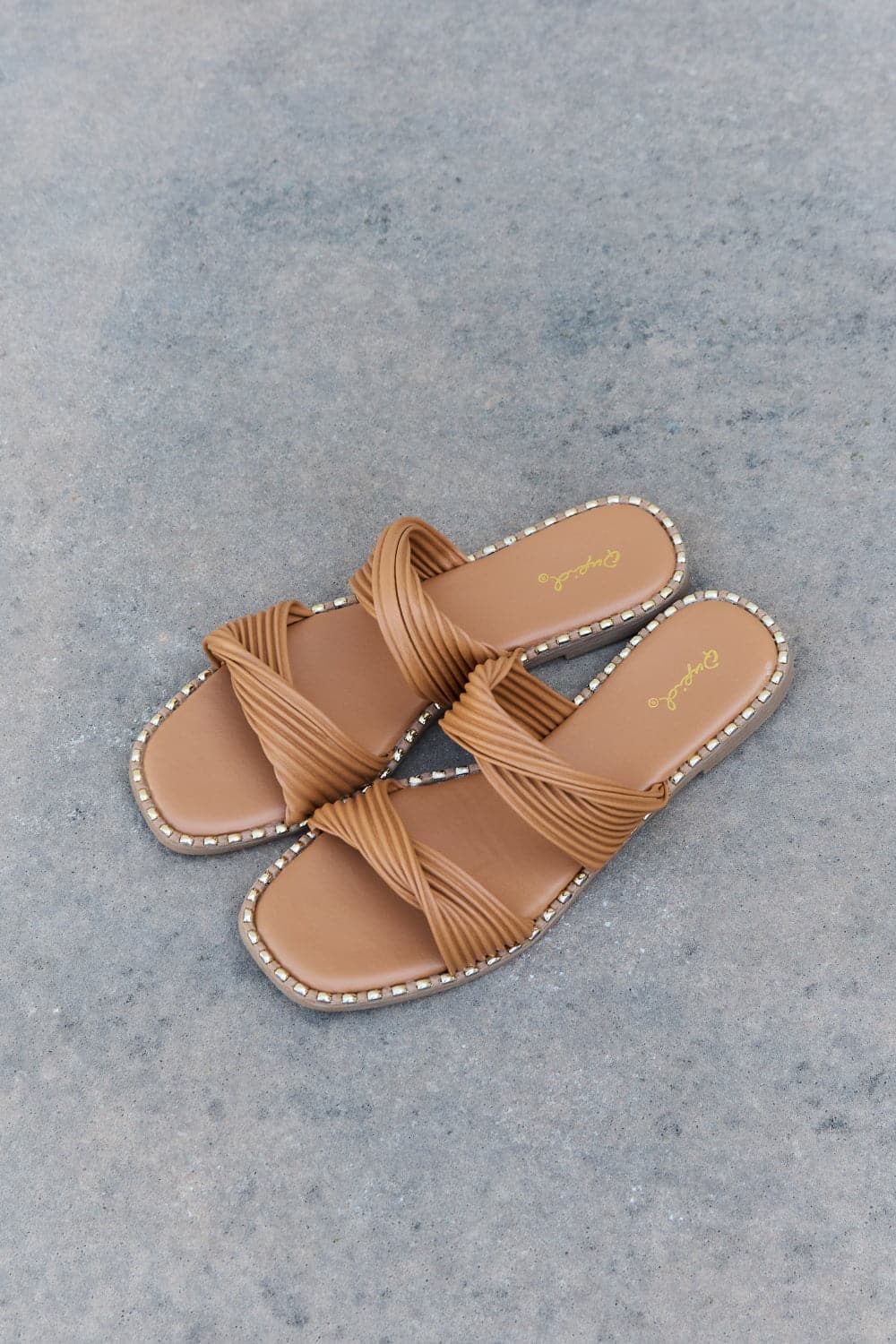 Qupid Summertime Fine Double Strap Twist Sandals.