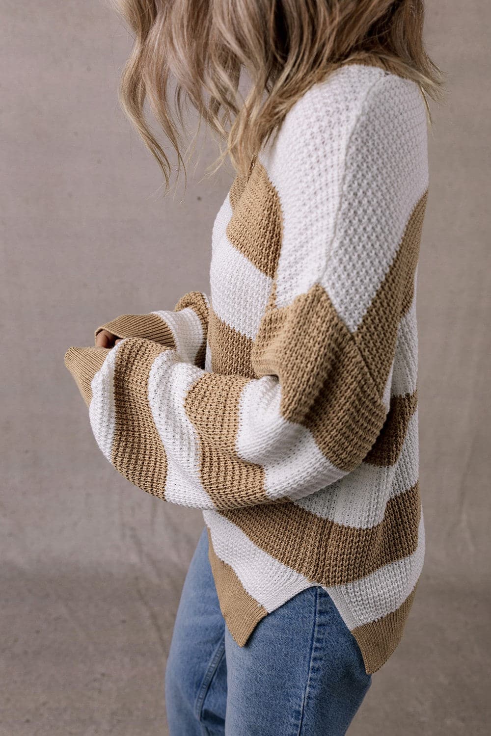 Color Block Round Neck Sweater.