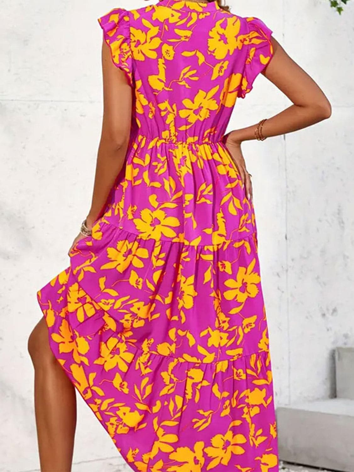 Chic Floral Midi Dress with Ruffles for Effortless Elegance