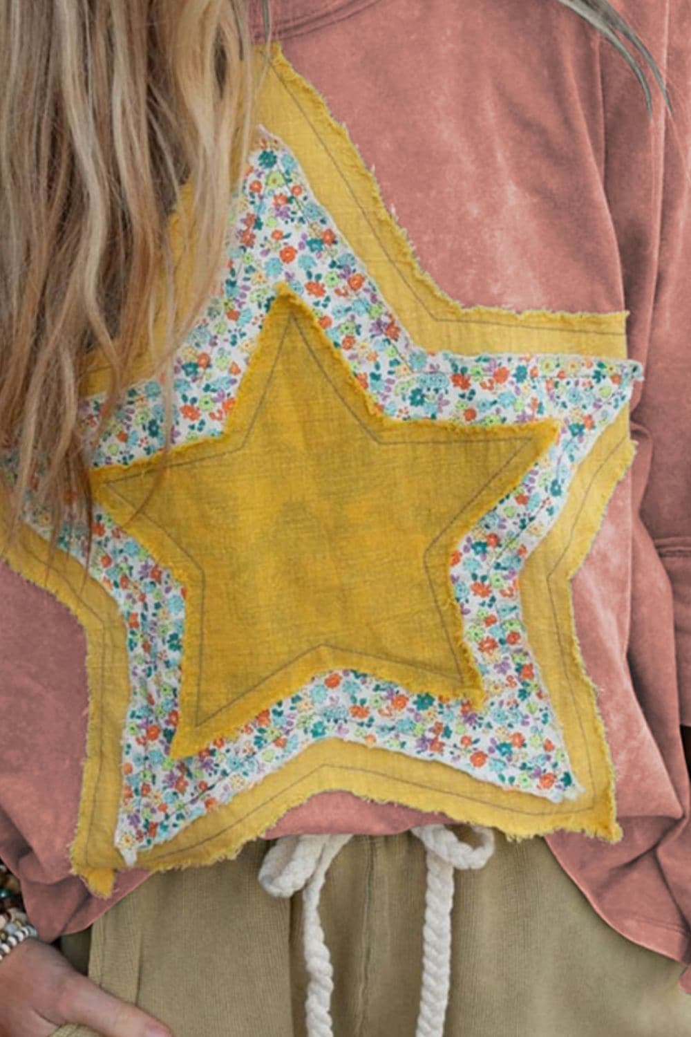 Star Applique Round Neck T-ShirtStar Applique Round Neck T-Shirt

Elevate your casual wardrobe with the Star Applique Round Neck T-Shirt. This stylish tee combines comfort and fashion, making it a Love Salve Star Applique Round NeckT-Shirts