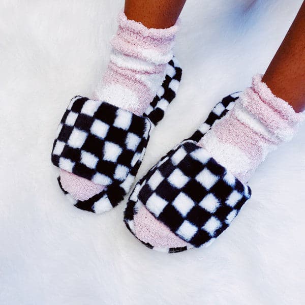 Luxe Lounge Checker Cozy Slippers.