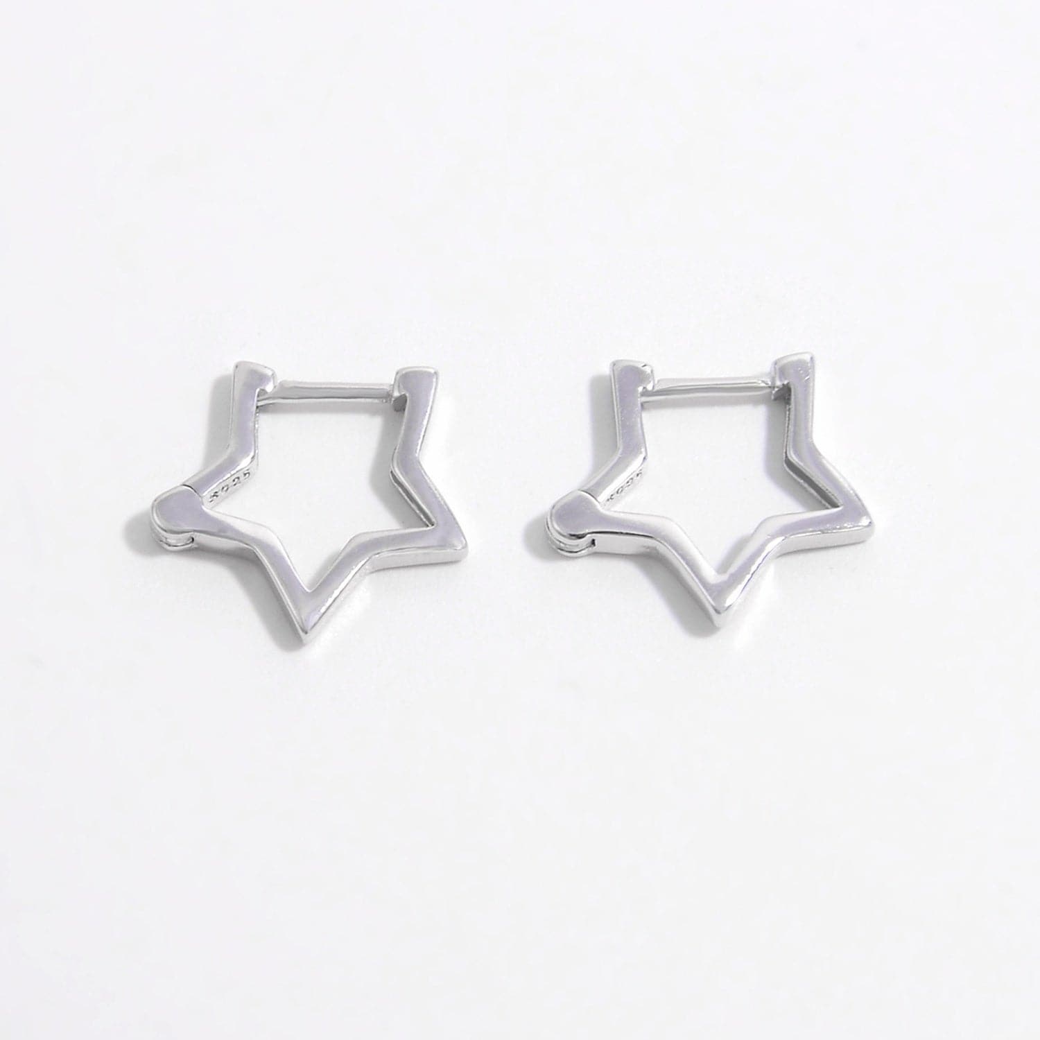 925 Sterling Silver Star Earrings.