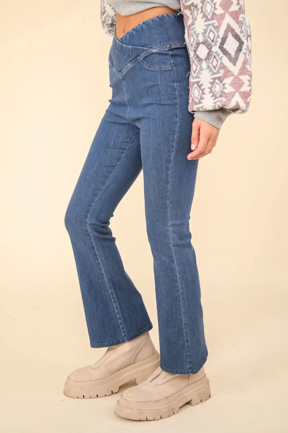 Washed denim crossover leggings - Love Salve 