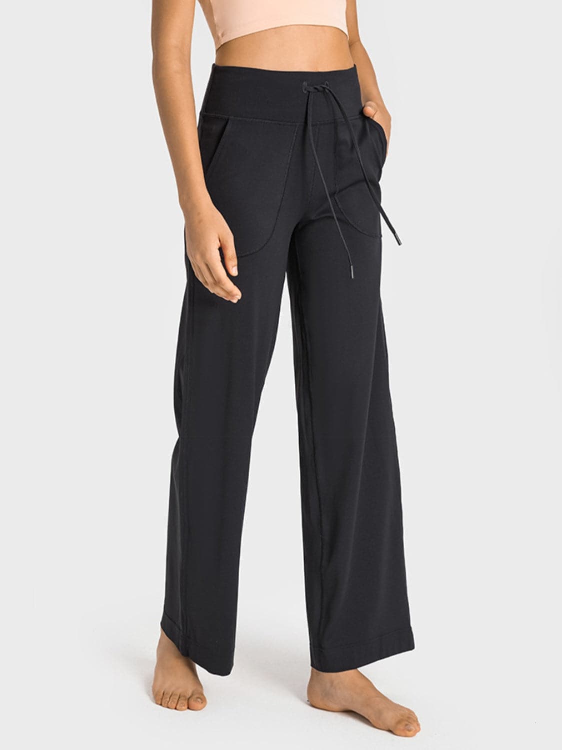 Drawstring Waist Wide Leg Sports Pants with Pockets.