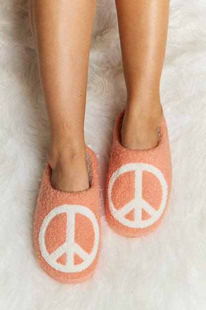 Melody Printed Plush Slide Slippers.