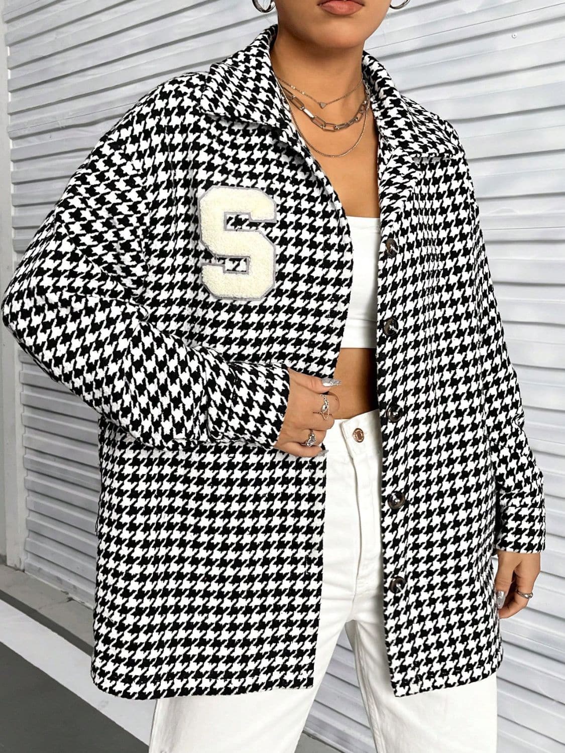 Chic houndstooth button shacket