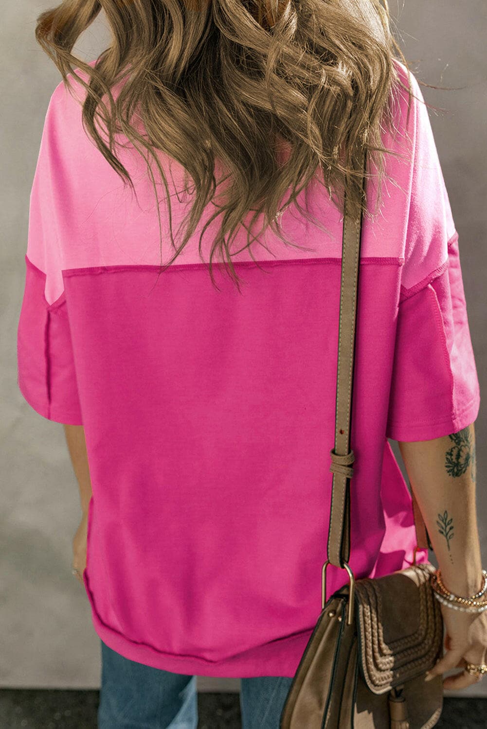 Exposed Seam Round Neck Half Sleeve T-Shirt.