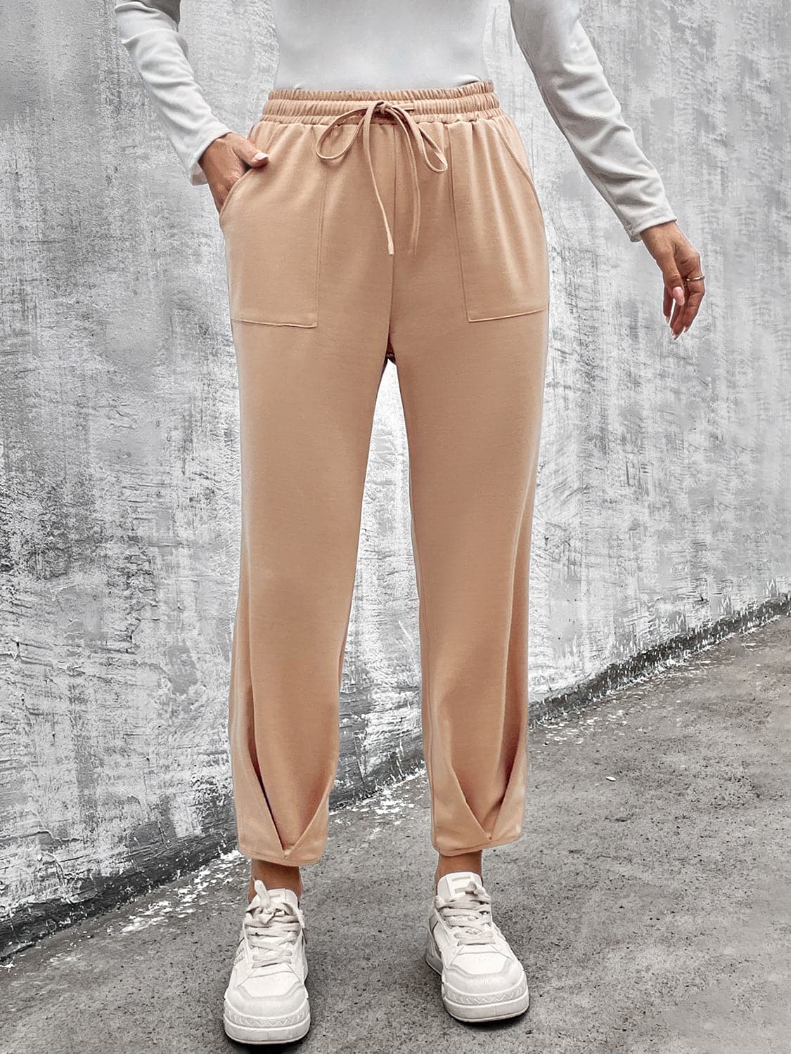 Drawstring Straight Pants with Pockets.