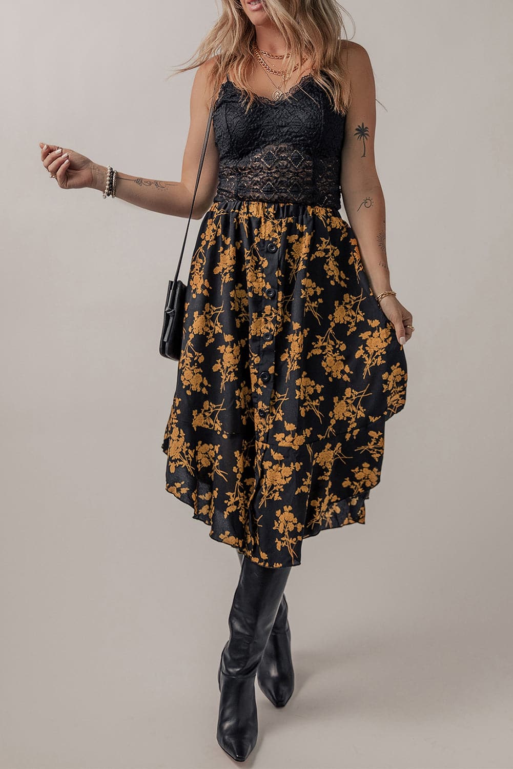 Floral Buttoned Ruffle Hem Skirt.