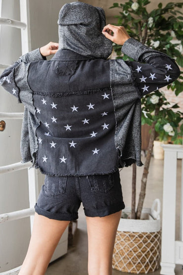 Veveret Star Embroidered Hooded Denim Jacket.