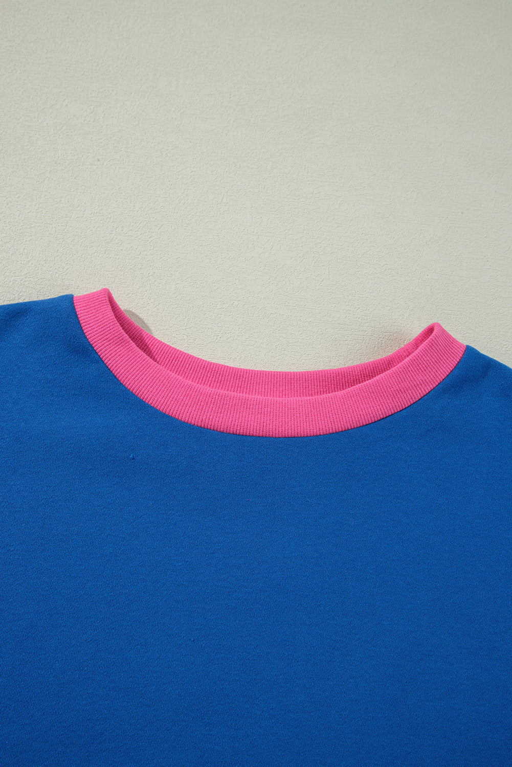 Chic sky blue color block balloon sleeve sweatshirt for plus sizes