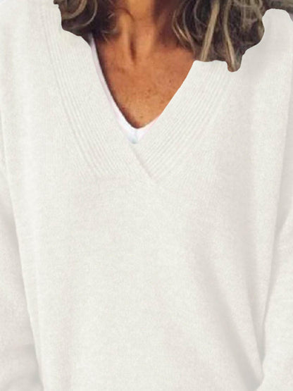 V-Neck Dropped Shoulder SweaterV-Neck Dropped Shoulder Sweater
 Upgrade your sweater collection with our V-Neck Dropped Shoulder Sweater, a perfect blend of style and comfort.
 Features:
 
 
BasicLove Salve -Neck Dropped Shoulder SweaterKnit Tops