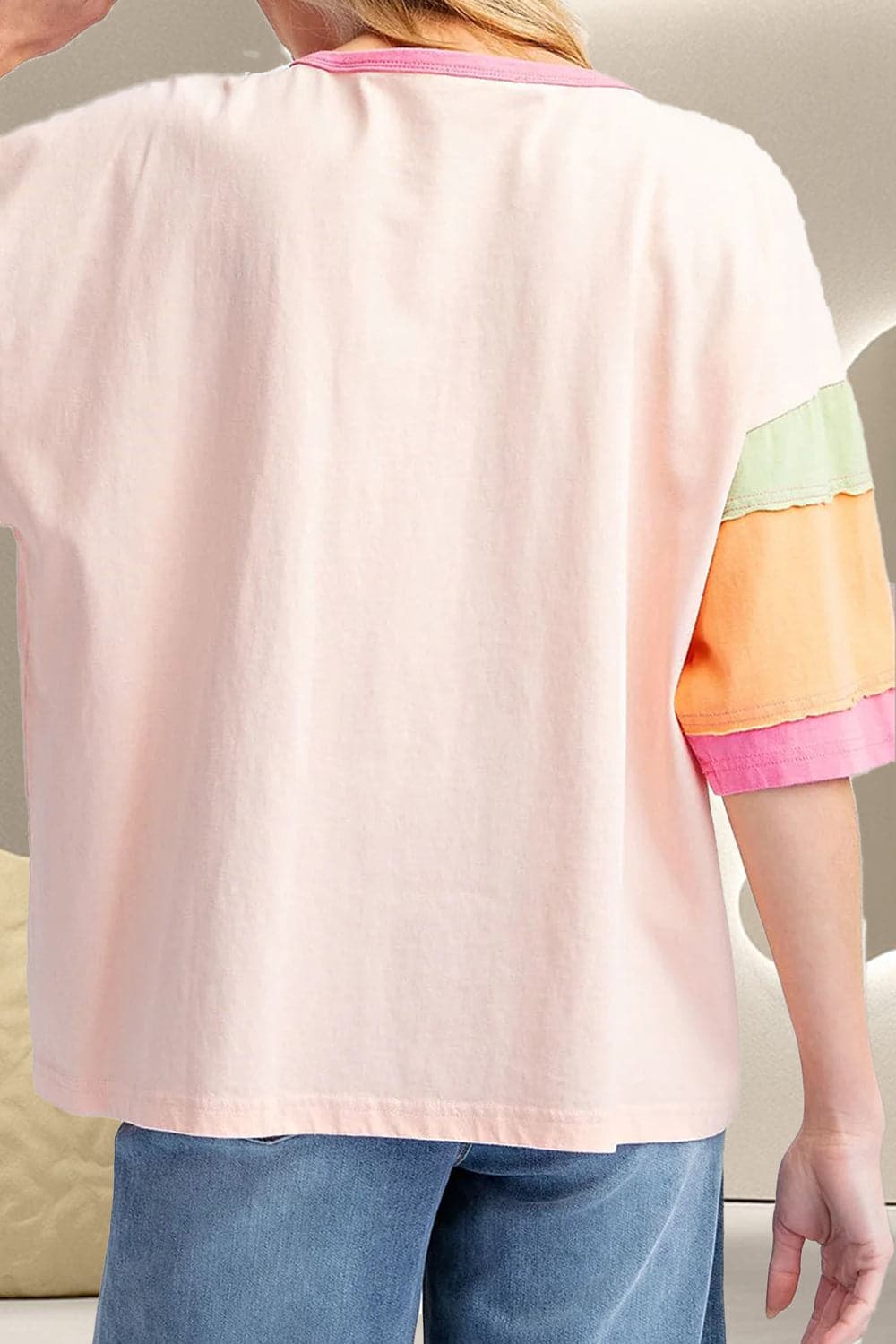 Color Block Round Neck Half Sleeve T-Shirt.