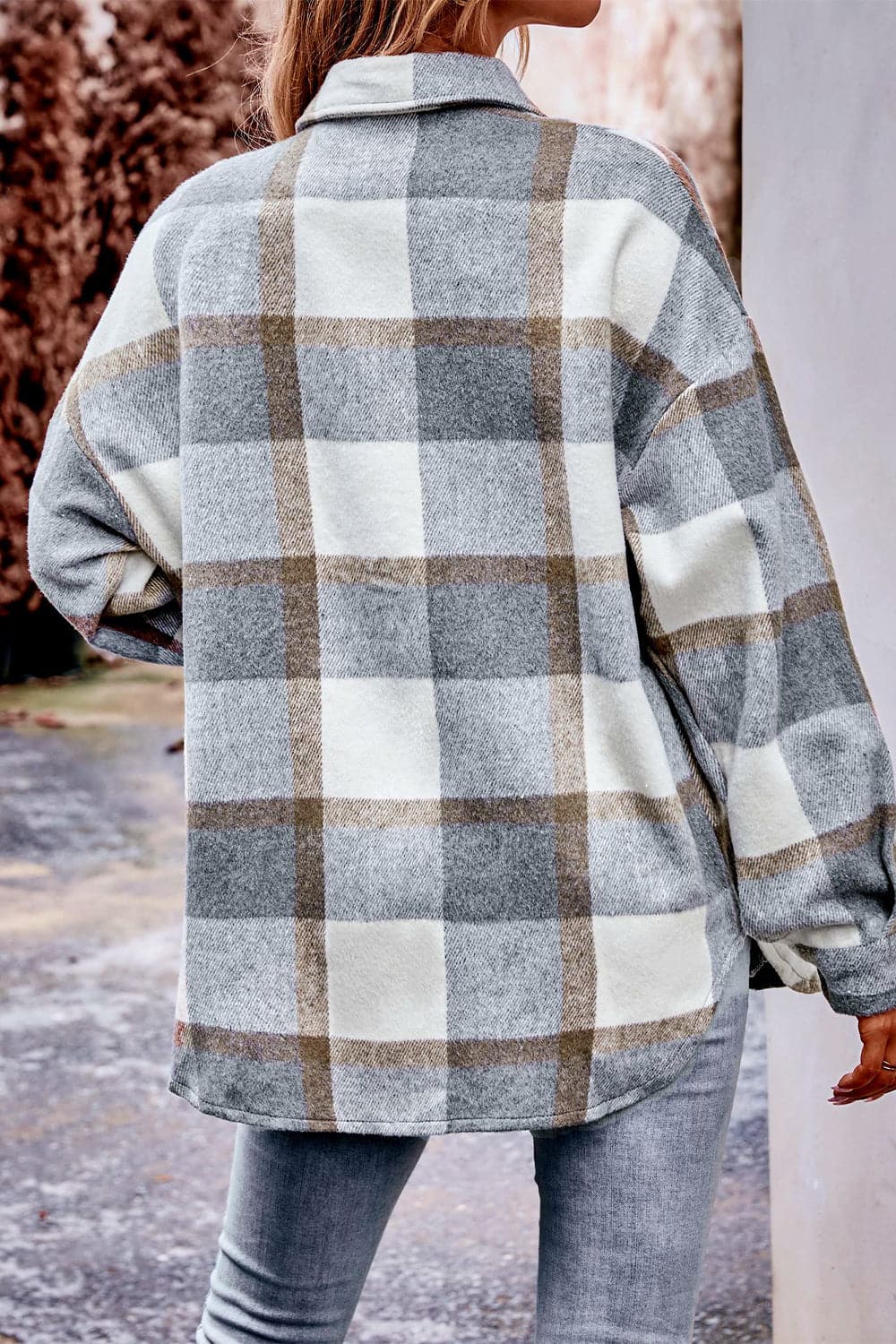 Plaid Long Sleeve Shirt Jacket with Pockets.