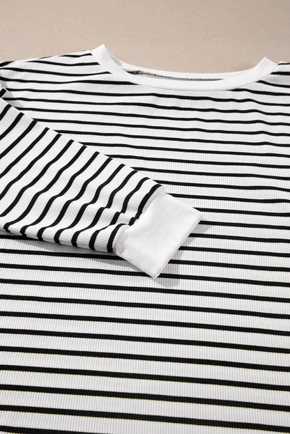 Striped Round Neck Long Sleeve Top and Shorts SetFeatures: Pocketed
Number of pieces: Two-piece
Stretch: Slightly stretchy
Material composition: 50% cotton, 47% polyester, 3% elastane
Care instructions: Machine wasLove Salve Striped Round Neck Long Sleeve TopTwo-Piece Sets