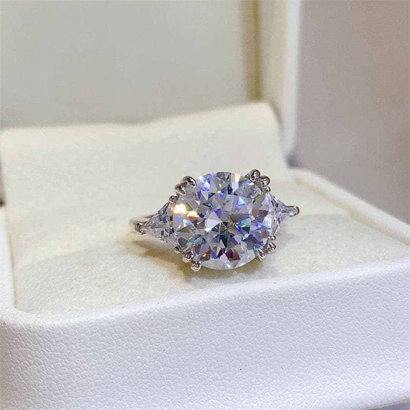 5 Carat Moissanite 925 Sterling Silver Ring.