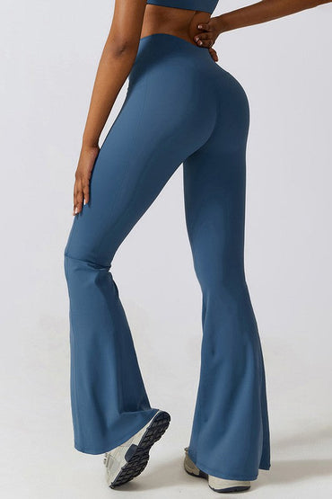 Sculpt & Flow High-Waist Flare Yoga Pants – Quick-Dry & Sweat-Wicking