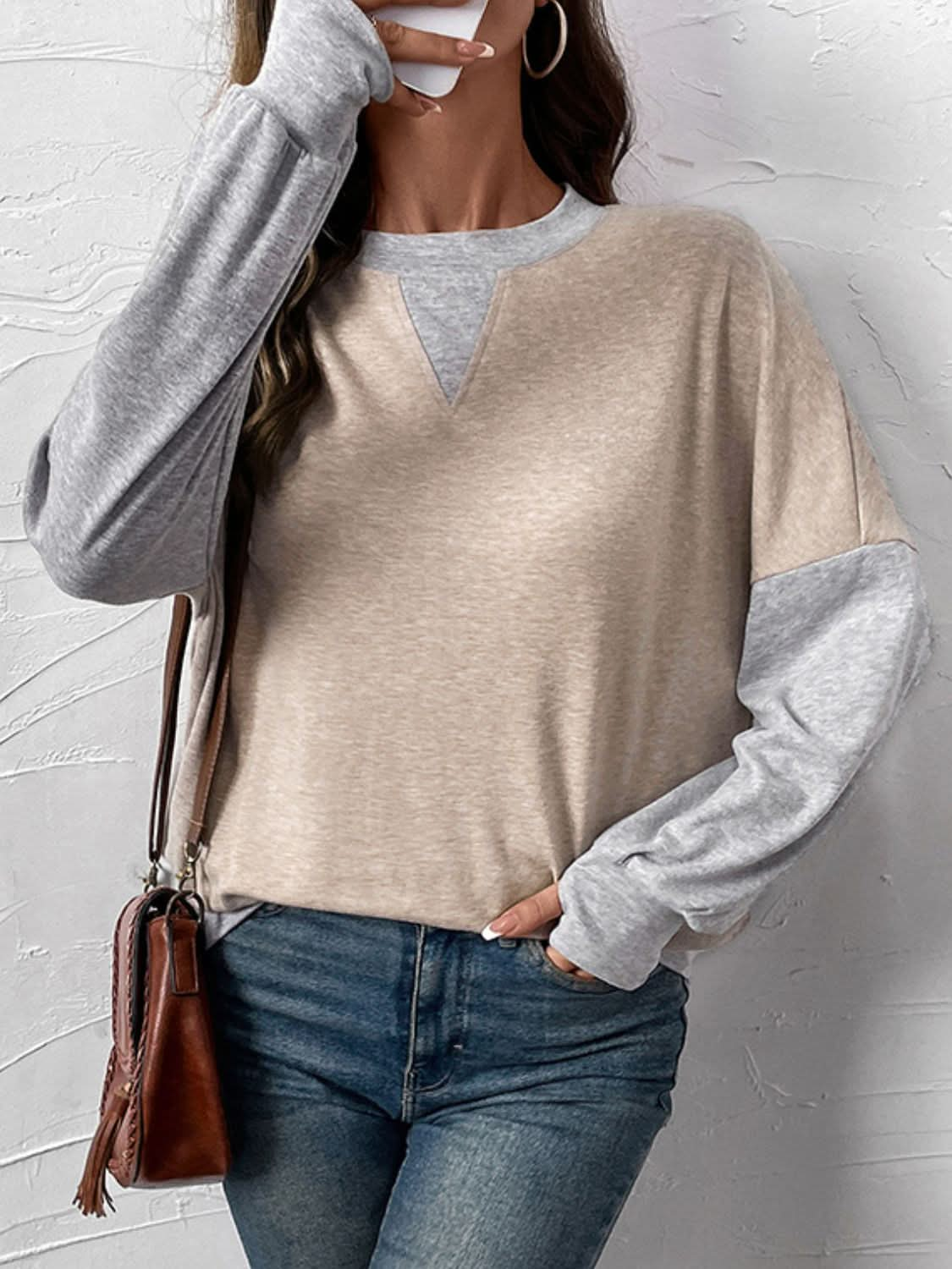 Chic contrast long sleeve tee with round neck