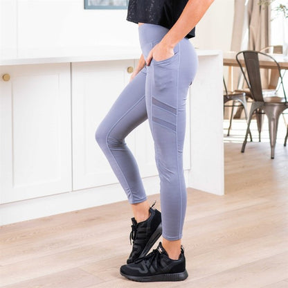 Flattering tummy control leggings with convenient phone pocket