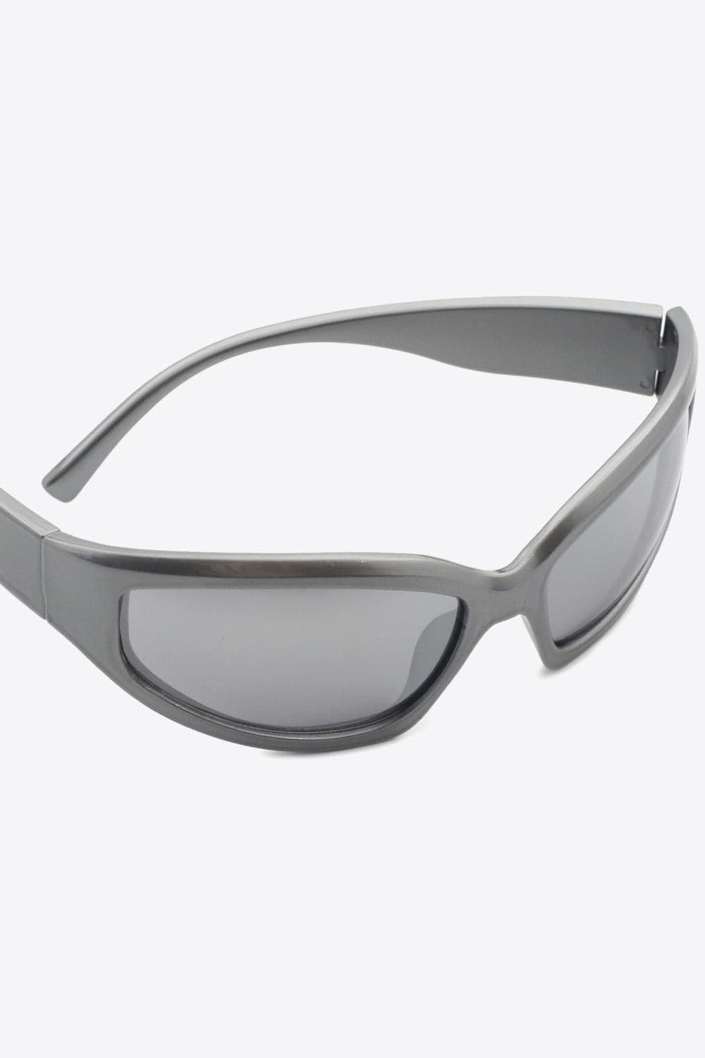 UV400 Polycarbonate Cat-Eye Sunglasses.