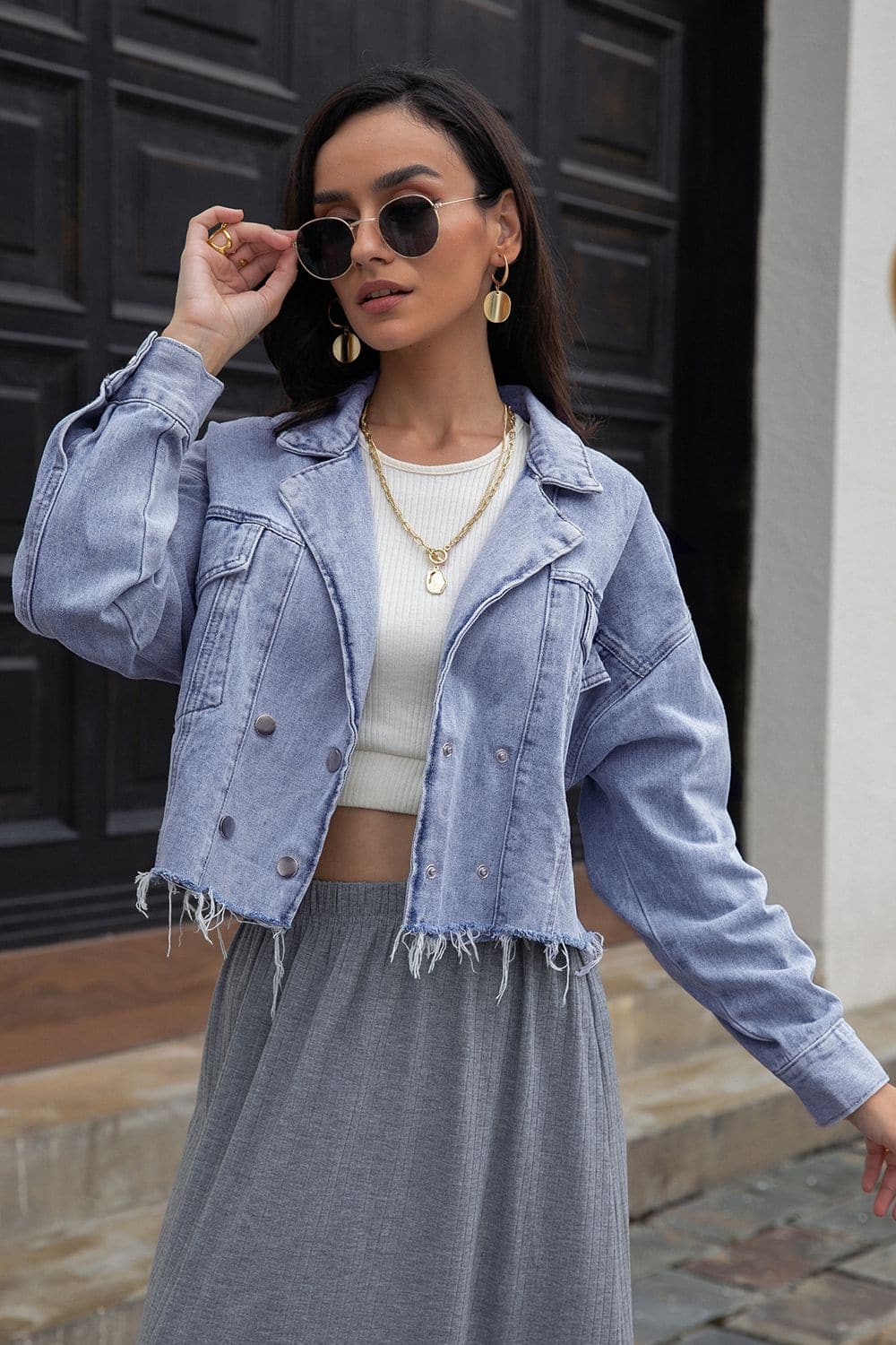 Lapel Collar Long Sleeve Denim Jacket.