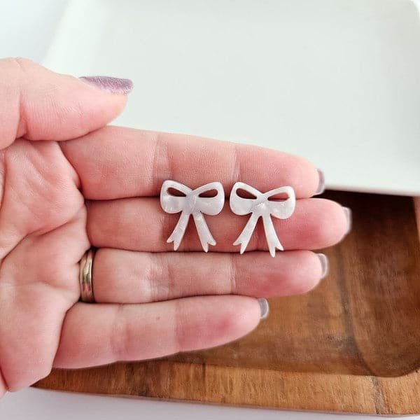 Bow Studs - White.