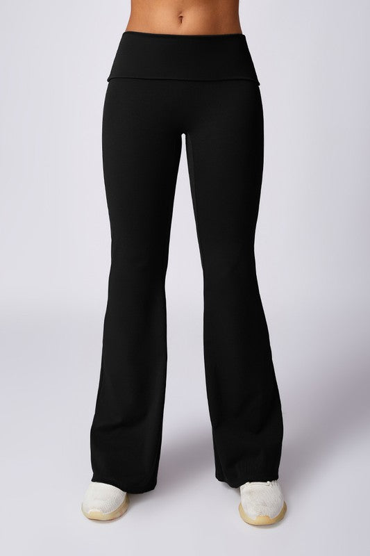 Flawless Flow High-Waist Flared Yoga Pants – Hip-Lifting & Ultra-Soft Comfort