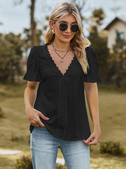 Lace Detail V-Neck Flounce Sleeve BlouseUpgrade Your Style with our Lace Detail V-Neck Blouse!
 
 
Chic Design: Elevate your look with the intricate lace detailing and flounce sleeves of this blouse.
 
VerLove Salve -Neck Flounce Sleeve BlouseShirts