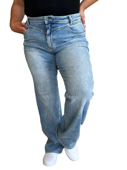 Judy Blue Full Size High Waist Wide Leg Jeans.