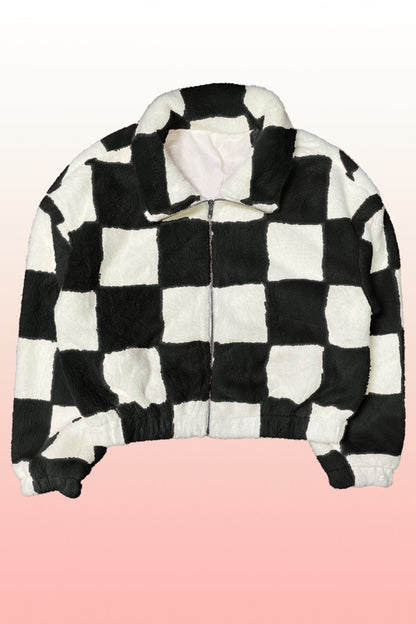 Cozy checkered zip-up jacket for stylish warmth