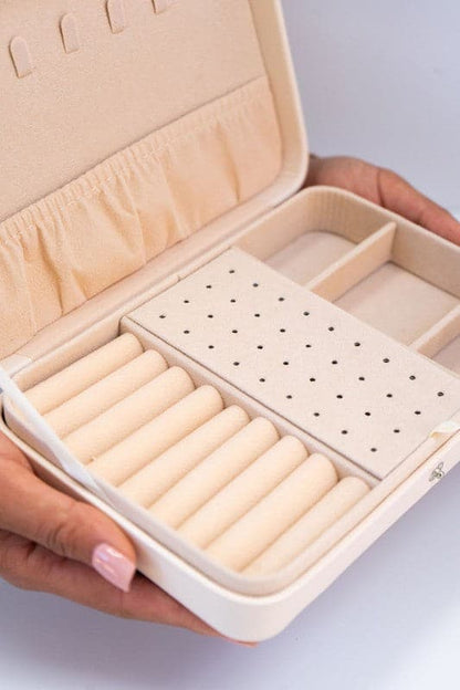 Jewelry Travel Case - Ivory.